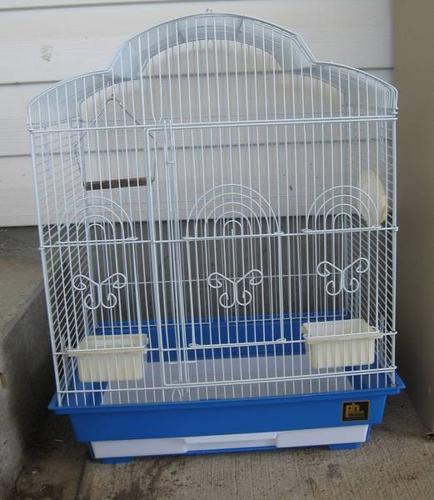 Medium bird cage-finches, lovebird etc