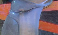 16" all purpose English saddle, older but in great shape, does not fit my horse $50