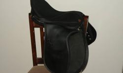 All Purpose English Saddle for sale.  Used for 2 show seasons by a youth rider in 4H and Pony Club (English pleasure & Jumping).  Medium to Medium/Wide tree, adjustable knee blocks, synthetic, includes no-slip neoprene girth and stirrup leathers. Very
