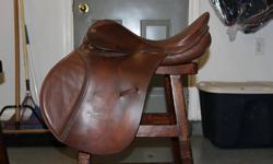 I have for sale a 17" English saddle, unknown name brand (not written anywhere on the saddle).  Is in fantastic shape and is a great saddle! It does have a narrow to medium tree.  Sorry, no leathers or irons included.